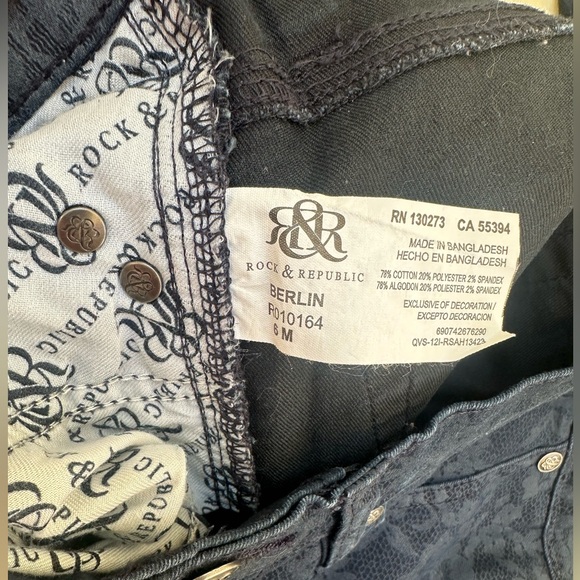 ❤️ ROCK & REPUBLIC Berlin Floral Blue Pants Size 6 - Picture 5 of 5